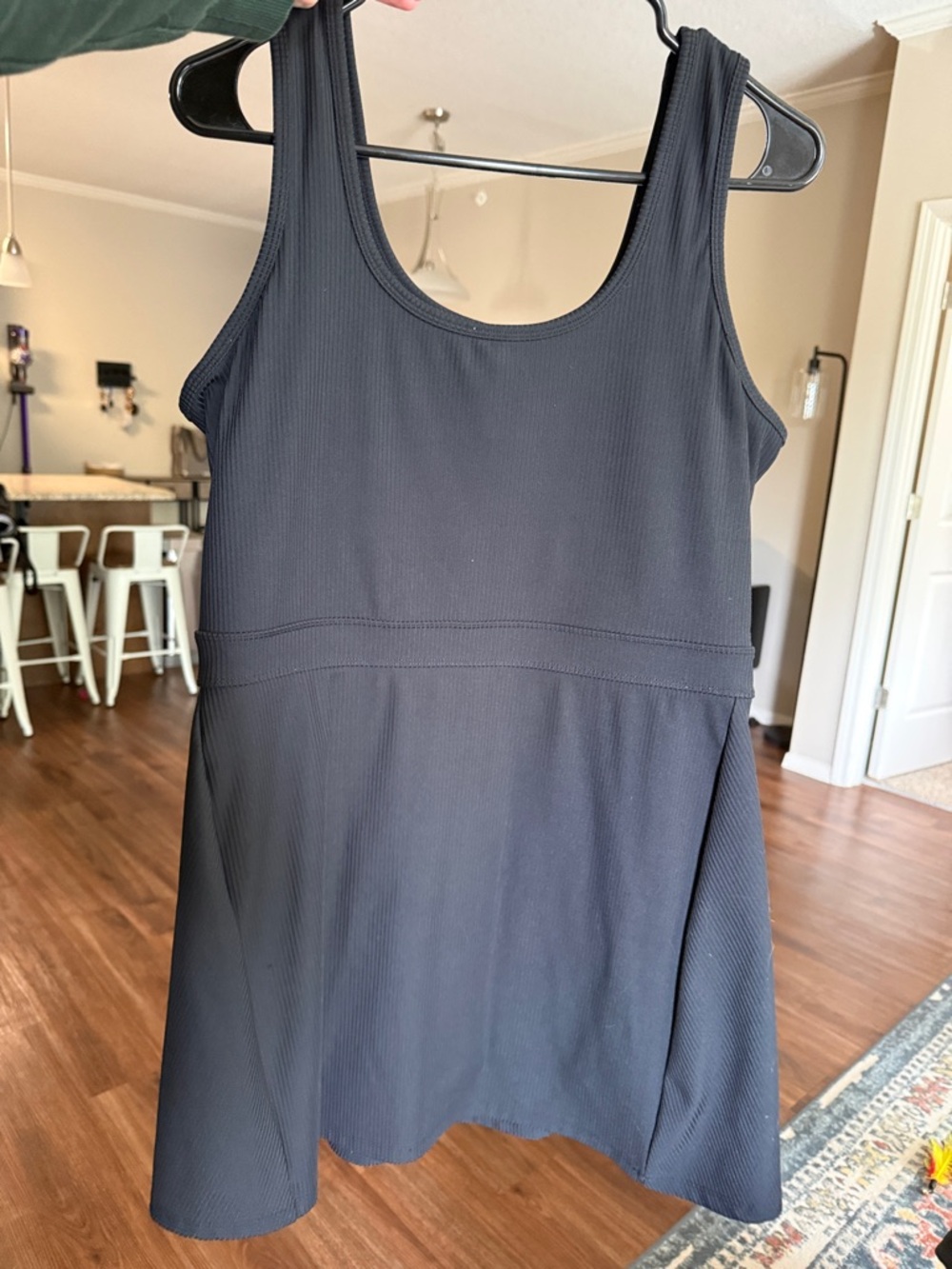 Sporty Rib Built-In Short Bra - Picture 4 of 10